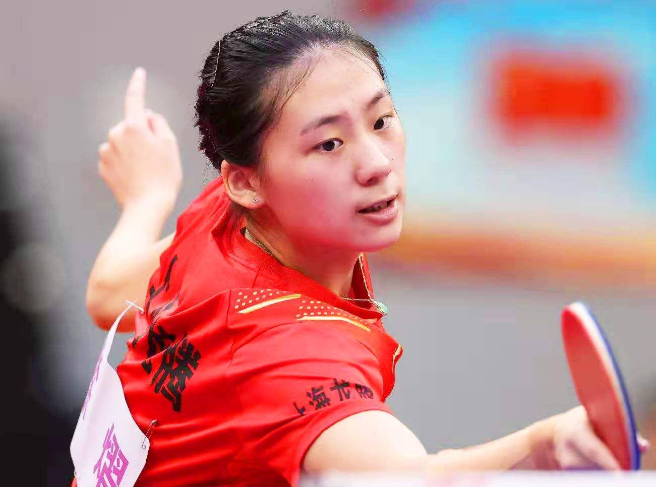 还体现在他 还体现在他