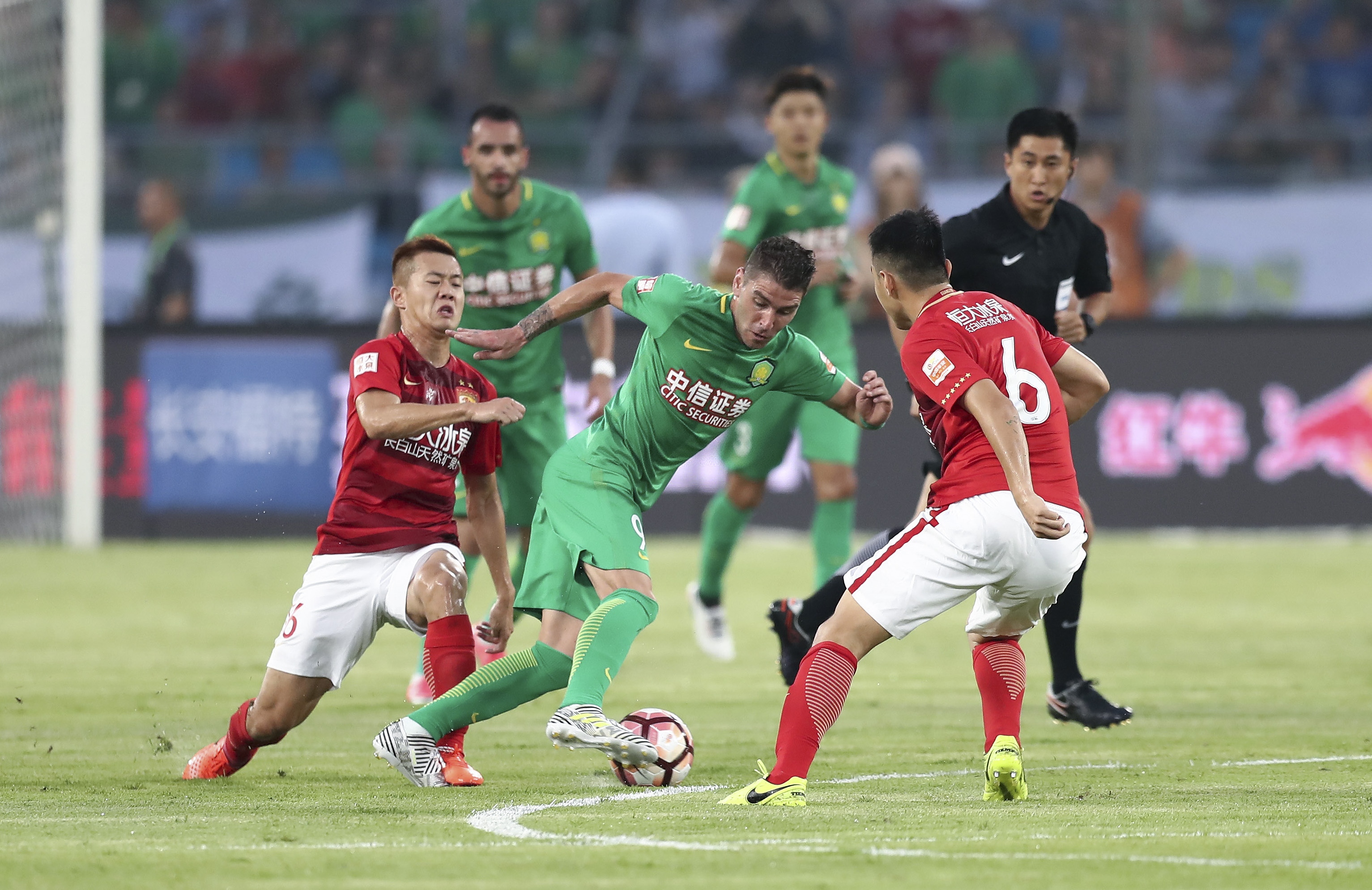 麦克尼尔在 麦克尼尔在